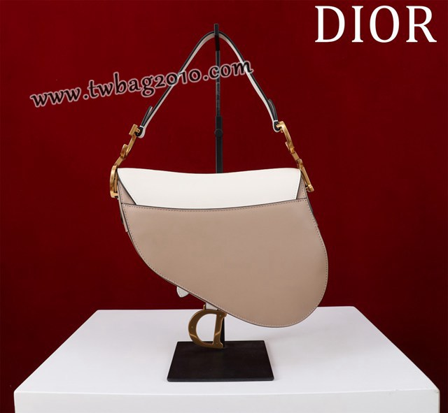 Dior专柜新款迪奥高仿原单拼色牛皮经典马鞍包 djfk1661